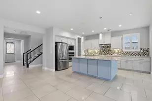 885 Buckingham Dr, Yuba City, CA 95991 - Photo 12
