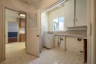 1300 N Berkeley Ave, Turlock, CA 95380 - Photo 22