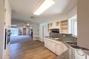 8845 Los Olivas Ct, Stockton, CA 95210 - Photo 10