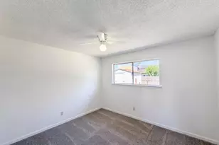 8845 Los Olivas Ct, Stockton, CA 95210 - Photo 18