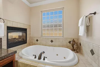 8587 Indianwood Lane, Roseville, CA 95747 - Photo 36