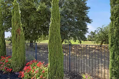 8587 Indianwood Lane, Roseville, CA 95747 - Photo 58