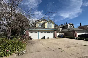 8035 Bucks Harbor Way, Sacramento, CA 95828 - Photo 4