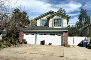 8035 Bucks Harbor Way, Sacramento, CA 95828 - Photo 2