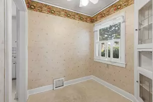 4457 I St, Sacramento, CA 95819 - Photo 10