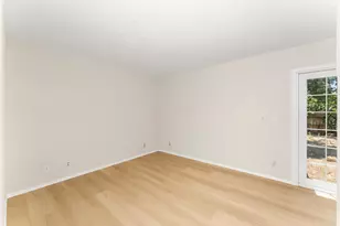 9 Monaghan Cir, Sacramento, CA 95823 - Photo 24