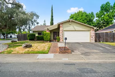 6930 Cobblestone Way, Citrus Heights, CA 95621 - Photo 2
