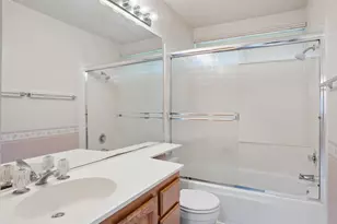 8440 Amrita Ct, Sacramento, CA 95828 - Photo 38