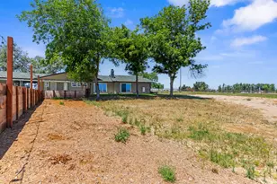 10606 Pioneer Ave, Oakdale, CA 95361 - Photo 64