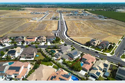 3943 Summit Drive, Tracy, CA 95377 - Photo 50