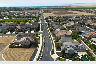 3943 Summit Drive, Tracy, CA 95377 - Photo 48