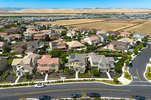 3943 Summit Dr, Tracy, CA 95377 - Photo 46