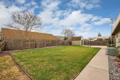 954 Stampede Trail, Galt, CA 95632 - Photo 26