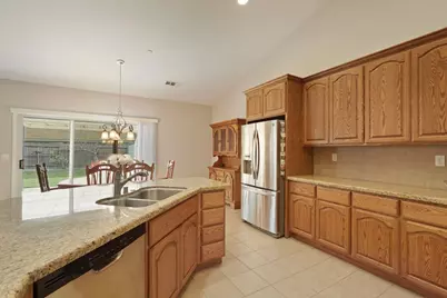 954 Stampede Trail, Galt, CA 95632 - Photo 4