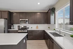 7260 Robins Cv Dr, Stockton, CA 95219 - Photo 14