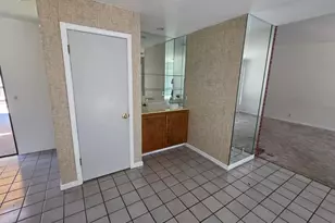 1 Sandhill Ct, Sacramento, CA 95831 - Photo 10