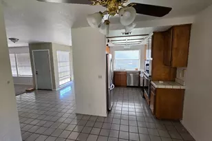 1 Sandhill Ct, Sacramento, CA 95831 - Photo 8