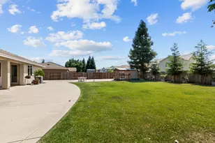 2148 Coffee Creek Way, Plumas Lake, CA 95961 - Photo 24