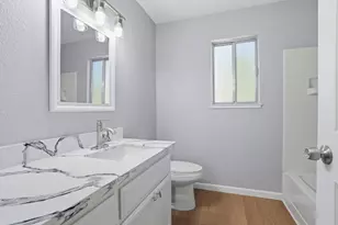 936 Oakbrooke Ct, Modesto, CA 95351 - Photo 32