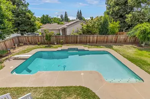 7003 Royal Links Dr, Riverbank, CA 95367 - Photo 2