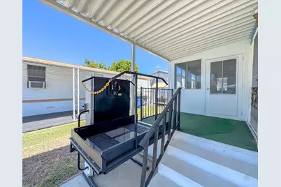 Hobbs Lane, Sacramento, CA 95842 - Photo 8