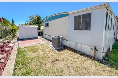 Hobbs Lane, Sacramento, CA 95842 - Photo 38