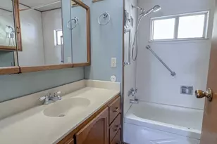 Hobbs Ln, Sacramento, CA 95842 - Photo 24