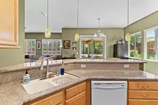 9290 Eagle Springs Pl, Roseville, CA 95747 - Photo 18
