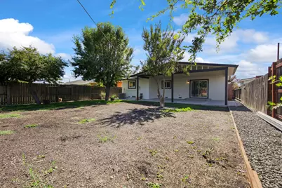 315 Maple Street, Galt, CA 95632 - Photo 28