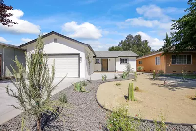 315 Maple Street, Galt, CA 95632 - Photo 2