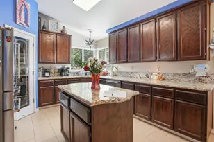 8950 Alps, Elk Grove, CA 95624 - Photo 12