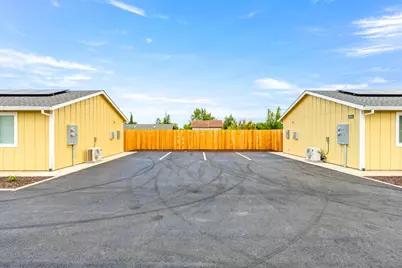 4693 Ardmore Avenue, Olivehurst, CA 95961 - Photo 6
