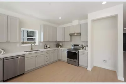 1721 N Golden Gate Avenue, Stockton, CA 95205 - Photo 16