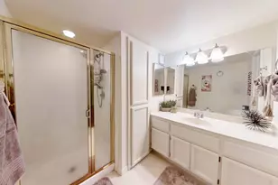 7340 Hamden Pl, Sacramento, CA 95842 - Photo 10