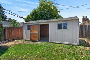 4736 F Pkwy, Sacramento, CA 95823 - Photo 34