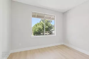 1326 Oak Terrace Ct, Sacramento, CA 95825 - Photo 8