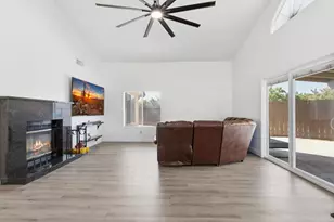 2248 Clear Creek Ct, Newman, CA 95360 - Photo 12