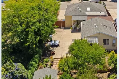 21184 Ocean View Drive, Hayward, CA 94541 - Photo 32