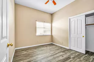 9063 Old Creek Dr, Elk Grove, CA 95758 - Photo 30