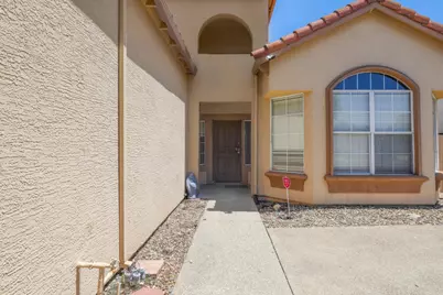 9063 Old Creek Drive, Elk Grove, CA 95758 - Photo 64