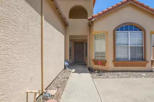 9063 Old Creek Dr, Elk Grove, CA 95758 - Photo 64