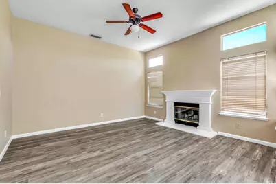 9063 Old Creek Drive, Elk Grove, CA 95758 - Photo 14