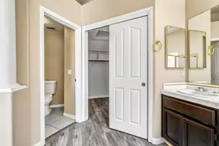 9063 Old Creek Dr, Elk Grove, CA 95758 - Photo 36