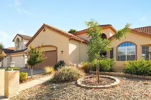 9063 Old Creek Dr, Elk Grove, CA 95758 - Photo 4