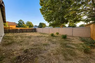 336 1st St, Livingston, CA 95334 - Photo 22