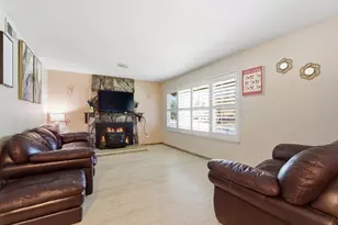 5905 Merlindale Dr, Citrus Heights, CA 95610 - Photo 4