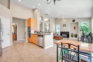 9516 Grasmeer Way, Elk Grove, CA 95624 - Photo 18
