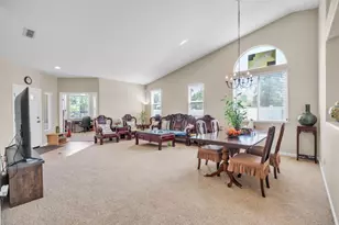 9516 Grasmeer Way, Elk Grove, CA 95624 - Photo 12