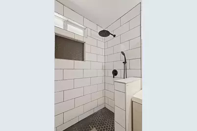 21 W Mayfair Avenue, Stockton, CA 95207 - Photo 26
