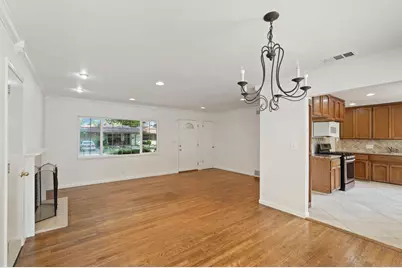 21 W Mayfair Avenue, Stockton, CA 95207 - Photo 12